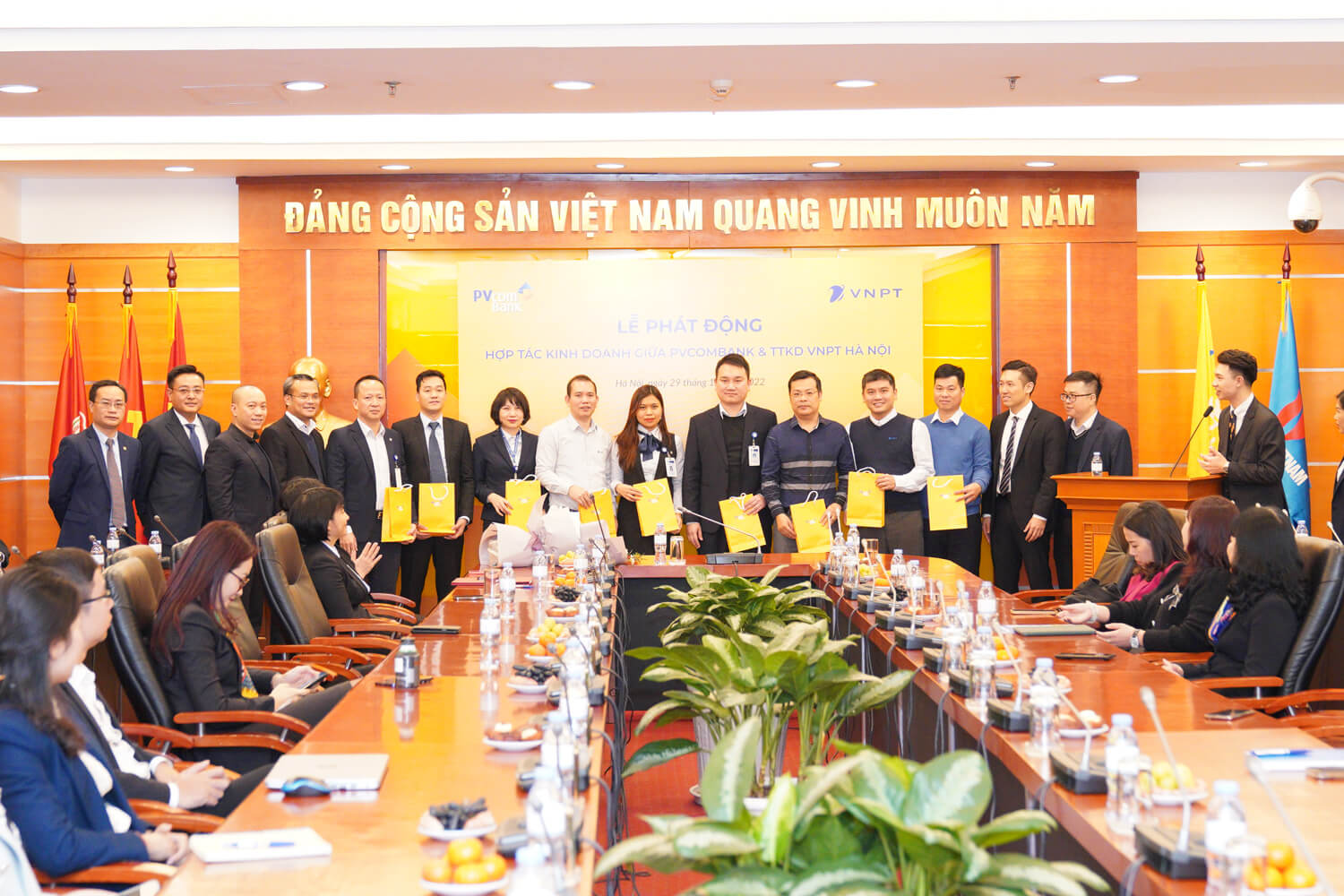 Chương trình hợp tác giữa PVcomBank và Trung tâm kinh doanh VNPT Hà Nội sẽ mở ra cơ hội phát triển cho cả hai đơn vị