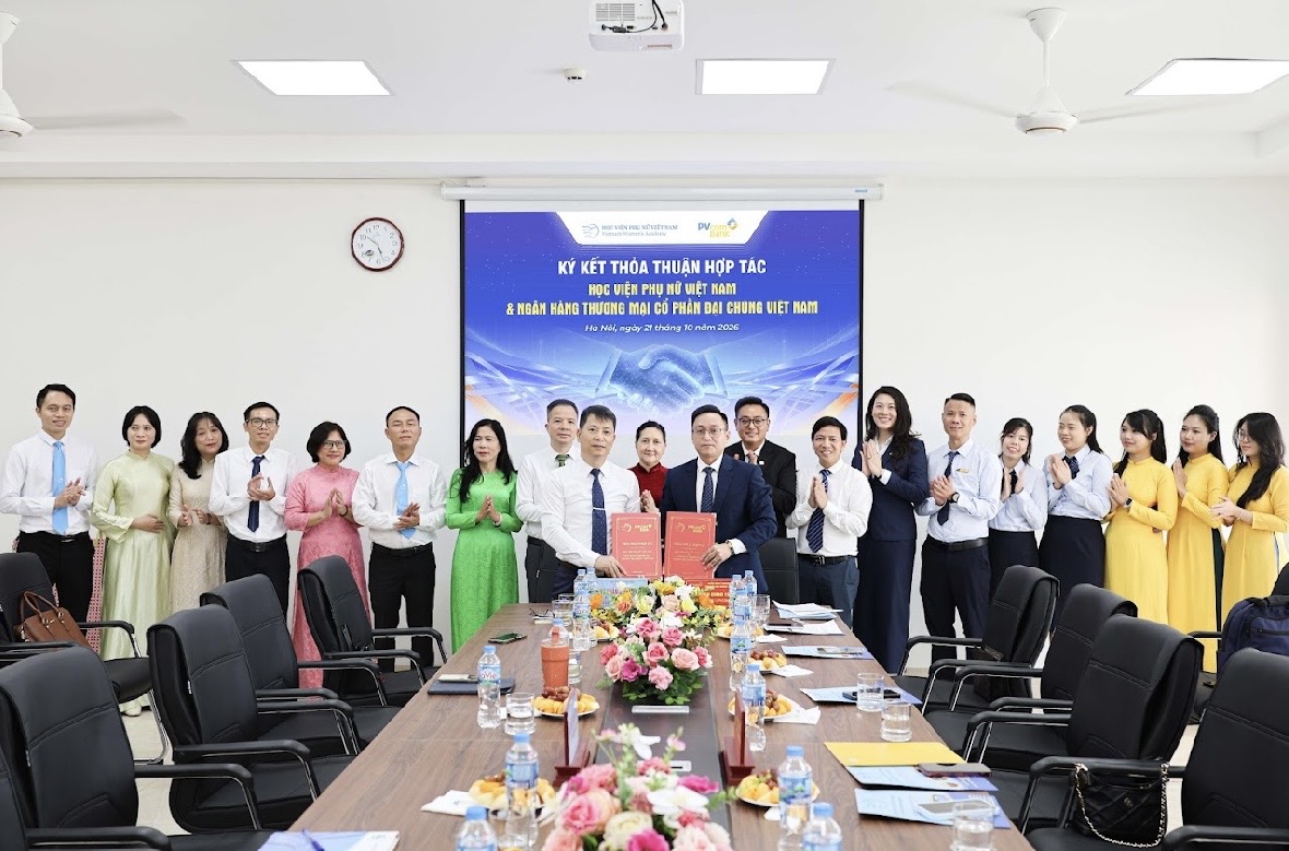Ảnh minh họa: PVcomBank ký kết hợp tác với Học viện Phụ nữ Việt Nam, thúc đẩy chuyển đổi số lĩnh vực giáo dục