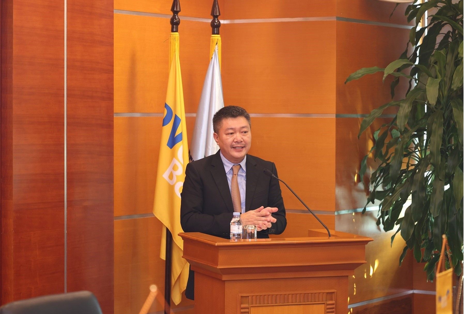 Ảnh minh họa 2:Chủ tịch Hội đồng Quản trị PVcomBank - ông Nguyễn Đình Lâm phát biểu tại sự kiện